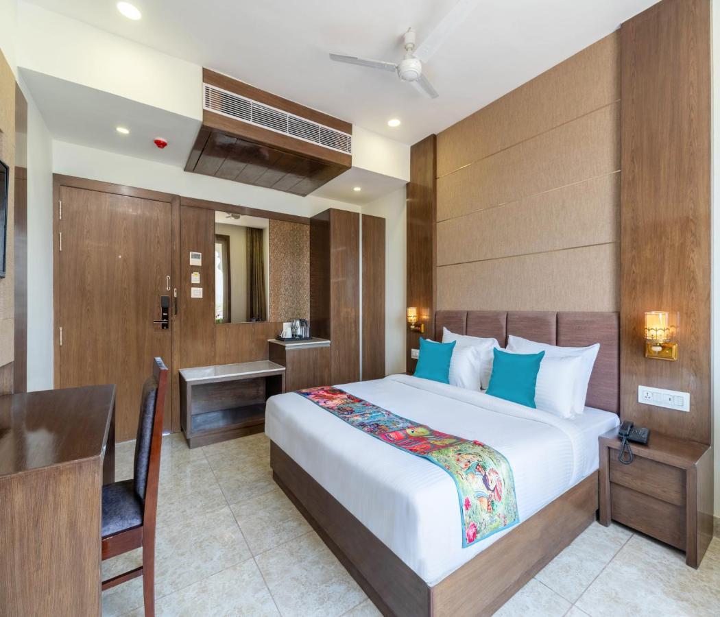 Hotel Pandora Grand, Udaipur- Nestled In Nature Wrapped In Luxury エクステリア 写真